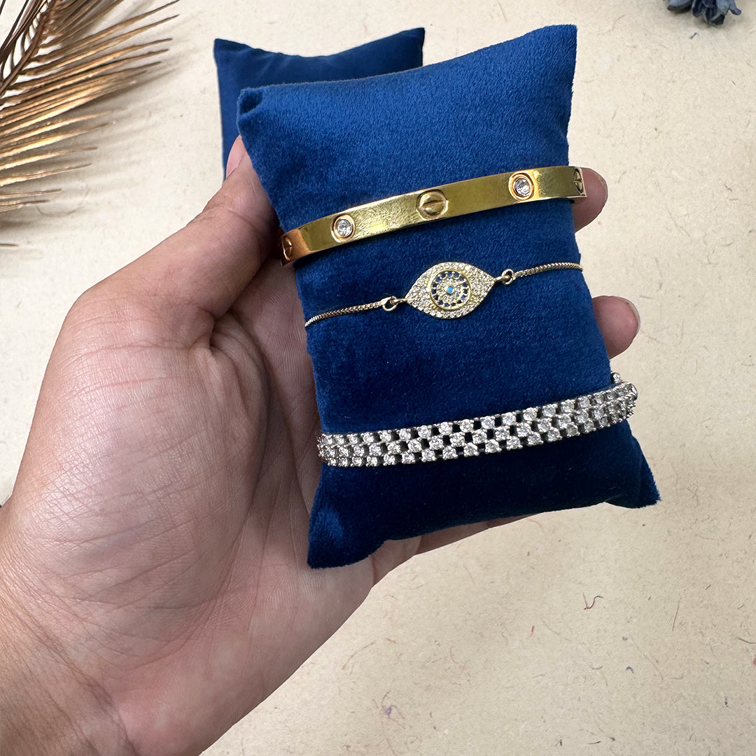 Velvet Display Pillow for Watch & Bracelet